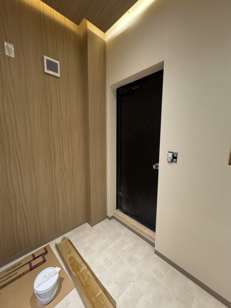 建築業全般として、店舗・事務所を中心に外装工事・内装工事・設備工事から解体工事・美装工事まで対応｜株式会社アクアリゾート